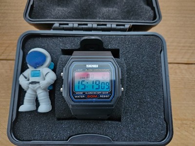 Custom SKMEI Retro Digital Watch, Gradient Display Mod, Space Theme Decals,