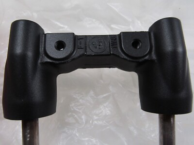 Yamaha 16 17 18 XSR700 FZ-07 OEM NOS Lower Handlebar Clamp