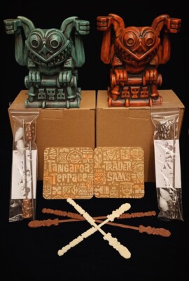 Disney Trader Sams Enchanted Tiki Bar Haunted Mansion Gargoyle Mug 1st & 2nd Ed