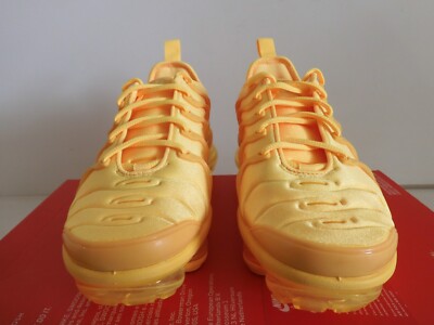 yolk vapormax