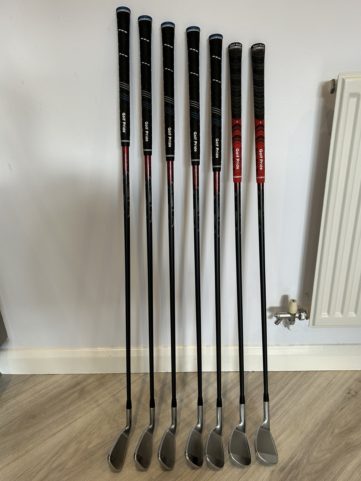 Ping G410 Iron Set/ 6 PW + SW + LW/ Red Dot/Alta CB R AWT Graphite