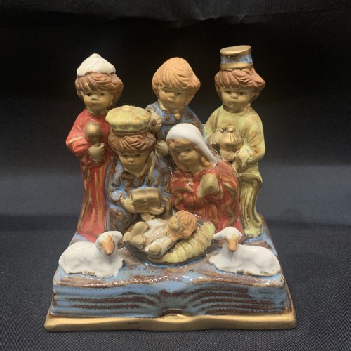 Greenbrier International Porcelain King Brown One Piece Christmas Nativity Scene - Picture 2 of 11