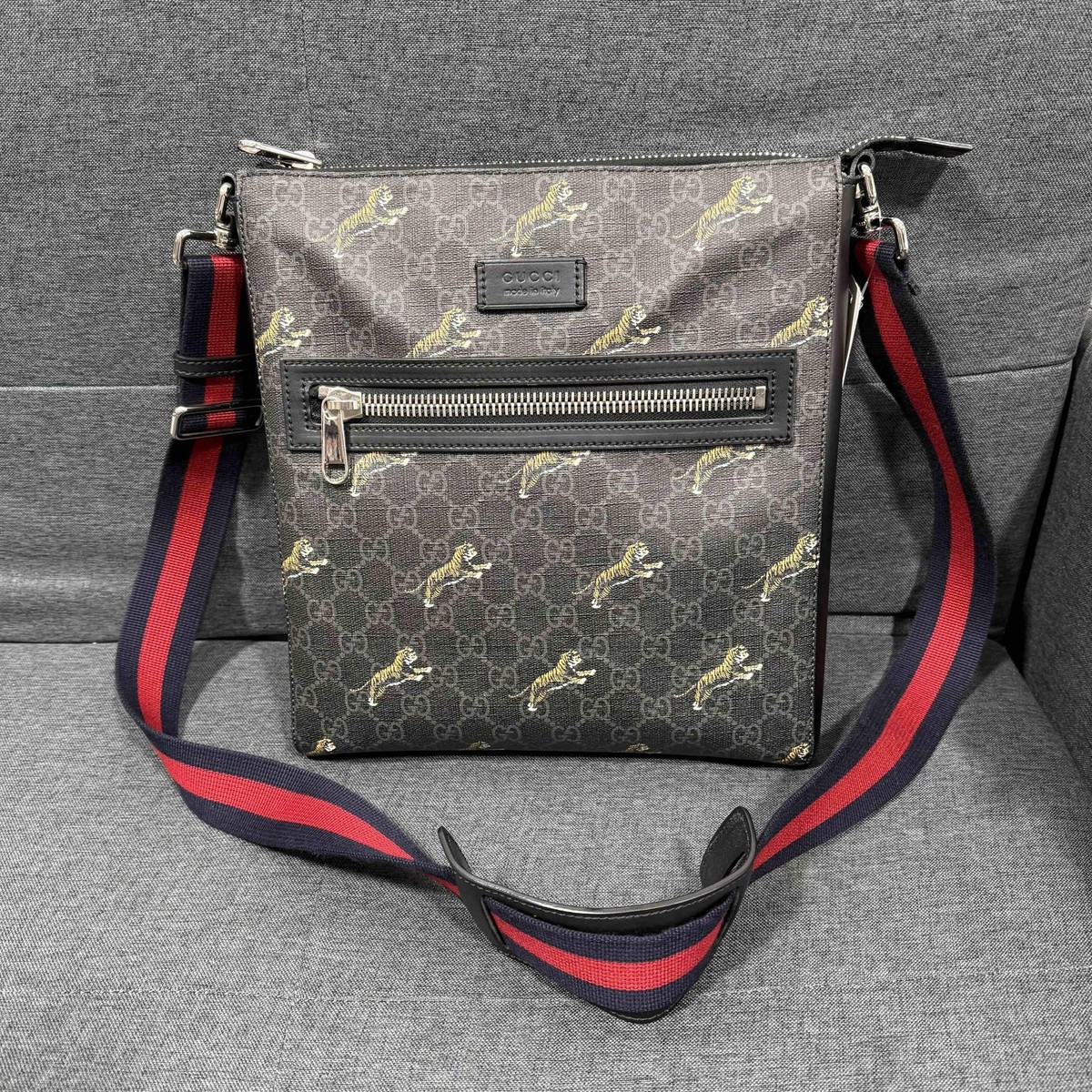 Gucci Tiger Print Logo Stripe Web Shoulder Bag - Very Good