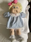 Cabbage Patch Doll Lemon Yellow Loops HM 5, Single Tooth, Two Dimples
