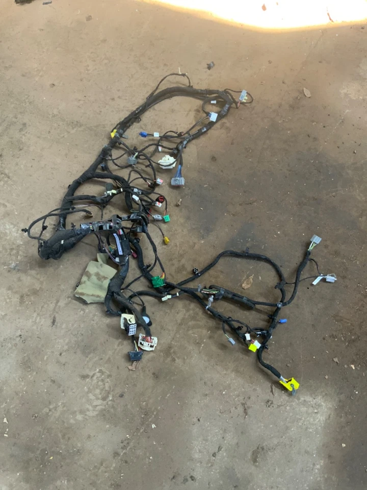 Dodge Ram 1500 2014 5,7 L tablero de instrumentos panel de instrumentos cableado arnés OEM Foto 2 de 4