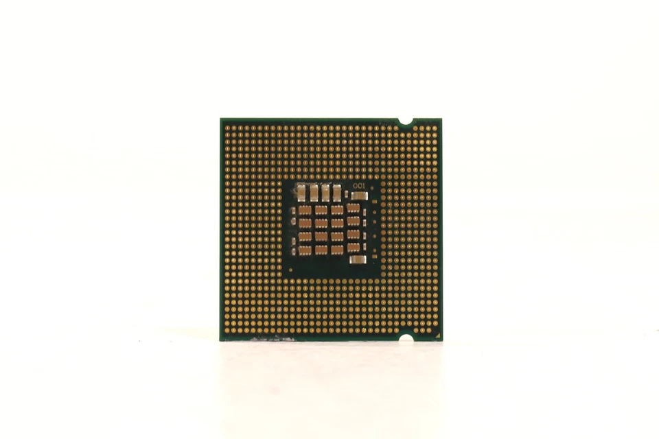 Procesador CPU Intel Pentium 4 651 3,40 GHz 2 MB LGA 775 P/N: SL9KE probado funcionando Foto 2 de 2