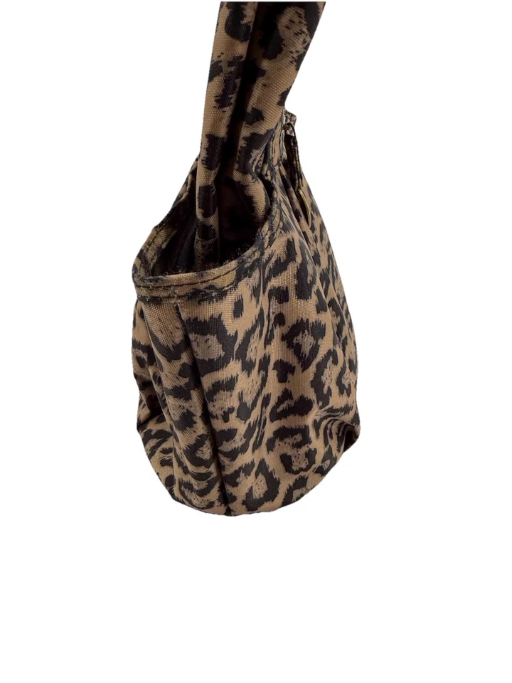 Bandolera Travelon Bolso Cubo Estampado Animal Cremallera Alrededor Billetera Bolsillos Laterales para Botellas Foto 4 de 4