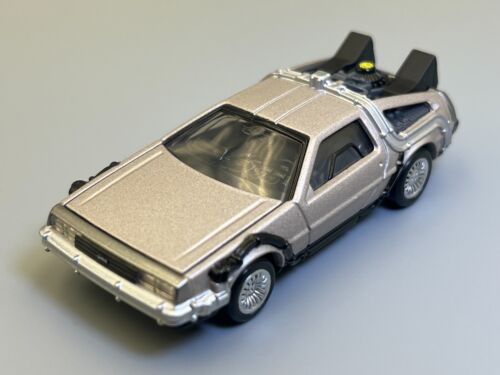 Back to the Future DeLorean Time Machine Tomica Premium Unlimited - Picture 10 of 15