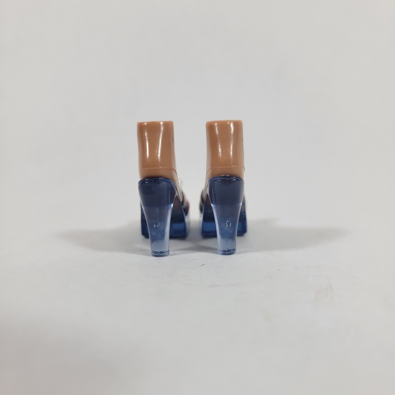 SAOLA Bambola Bratz Nite FIANNA di ricambio scarpe blu tacchi pantofole SOLO piedi