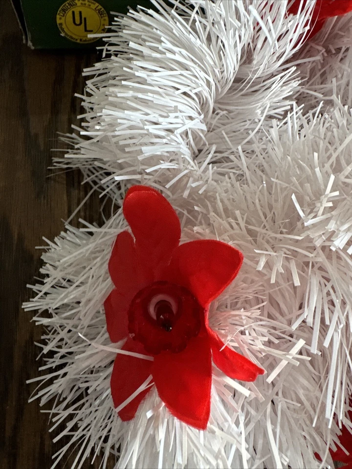 Vintage Illuminated White Tinsel With Red Poinsettia Garland 9’ Decor Noel - Image 4 of 4