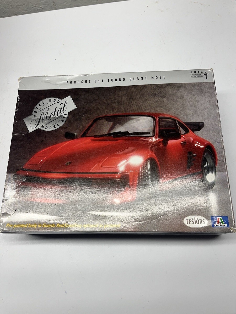 ミニカー Porsche930Turbo Slant Nose896/1000 1/18 GT-SPIRIT 1:18 Porsche 911 (930) Turbo Flat Nose dark blue