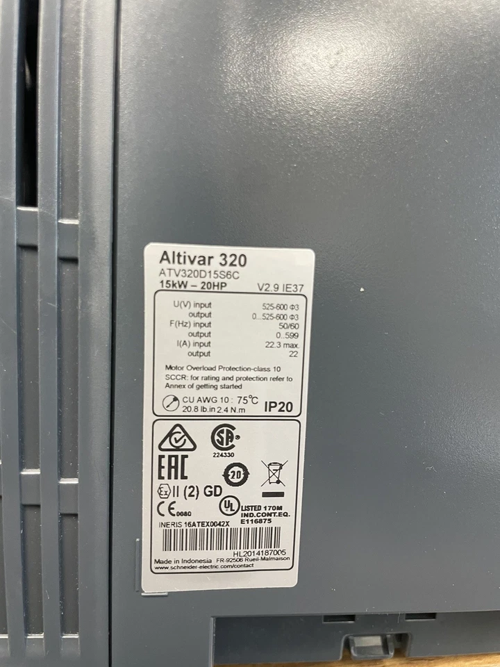 Variateur Schneider Electric ATV320D15S6C AC Speed Drive 15kw Neuf No Box - Photo 3/4