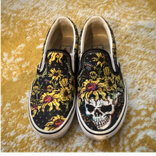 VANS Slip-On Women s Black Canvas Slip-On Low...