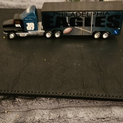 NFL Diecast Tractor Trailer Semi Truck Philadelphia Eagles Black Green