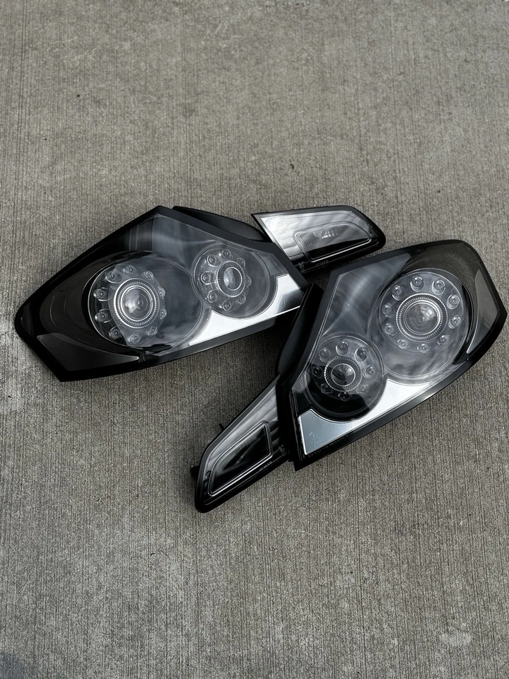 Luces traseras transparentes para sedán Infiniti G37 V36 G35 Q40 06-14 4 puertas carcasas negras Foto 3 de 4