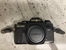 Minolta X700, 35mm Film SLR Camera Body, Cap, Case Electroflash 280PX w/cases