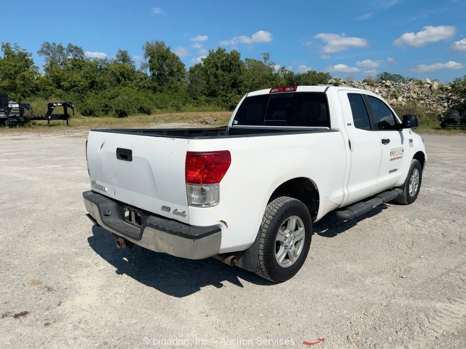 2011 Toyota Tundra  - Image 4 of 4