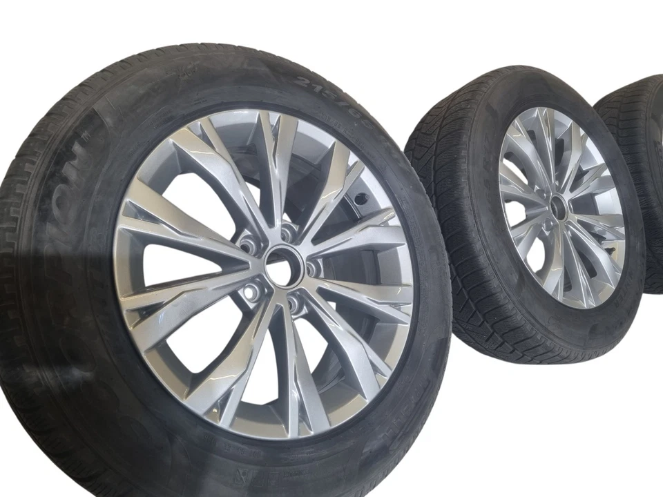 Original VW Tiguan 5NA Montana Felgen Allspace 215 65 17 Winterreifen Pirelli - Bild 2 von 4