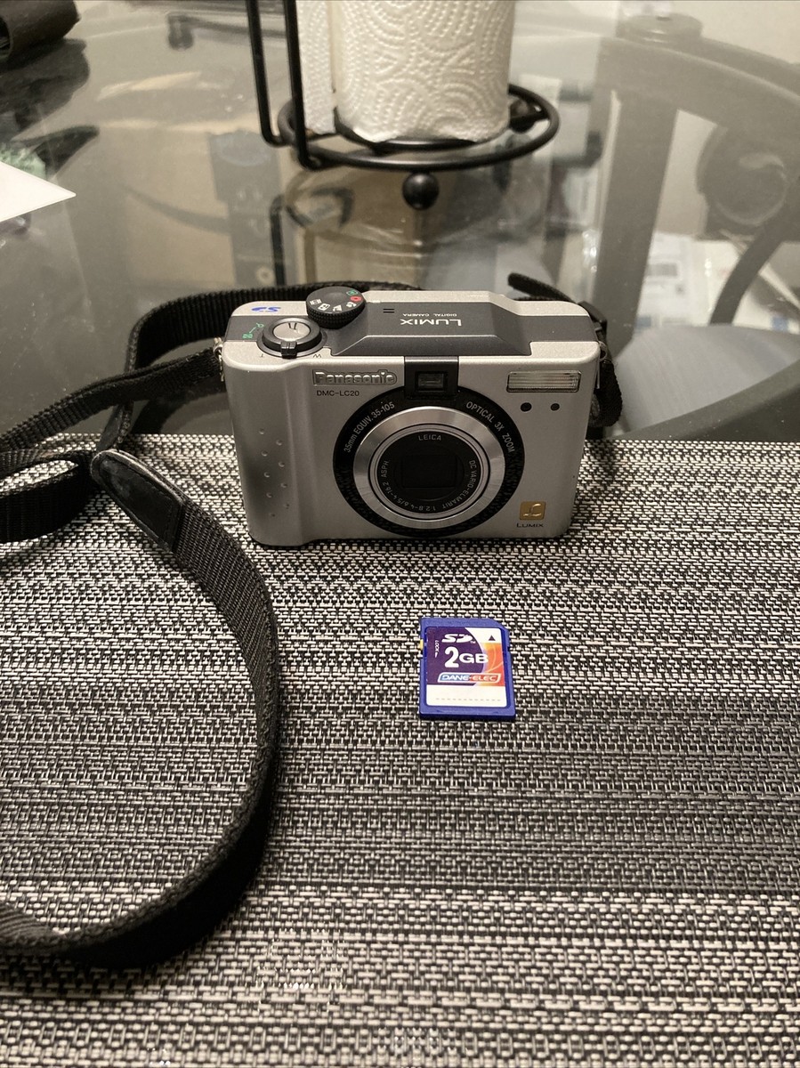 Panasonic Lumix DMC-LC20 2.0MP Compact Digital Camera Silver Panasonic Lumix DMC-LC20 2.0MP Compact Digital Camera Silver