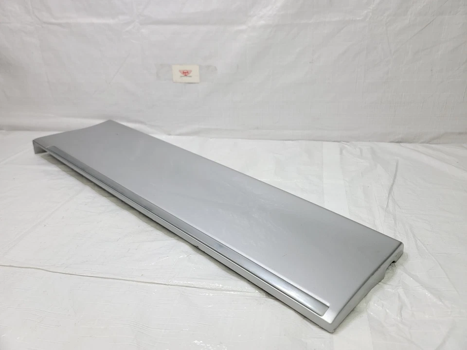 2011-2017 Nissan Quest Rear Left Lower Slide Door Molding OEM 82871-1JB0A Foto 3 de 4