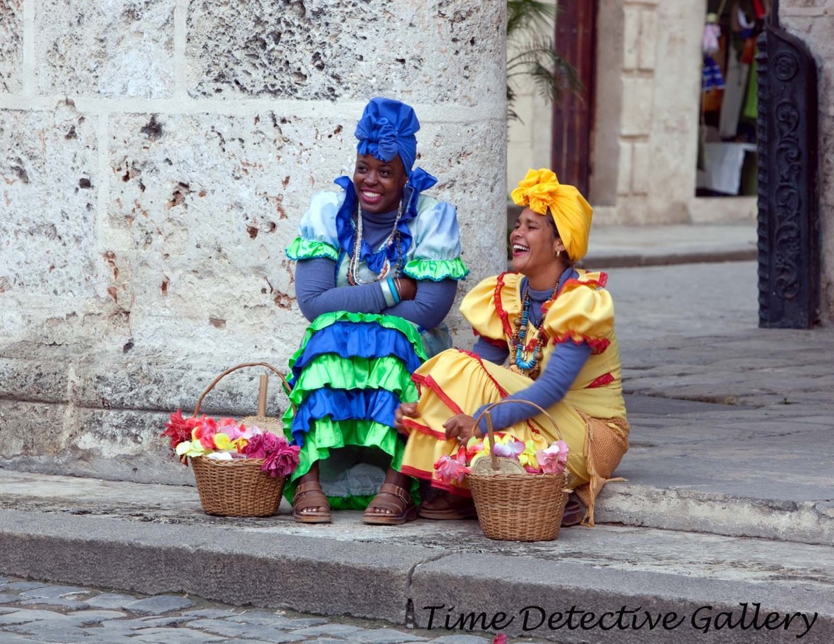 Cuban Women in Traditional Dress - Color Photo Print | eBay Cuban Women in Traditional Dress - Color Photo Print | eBay