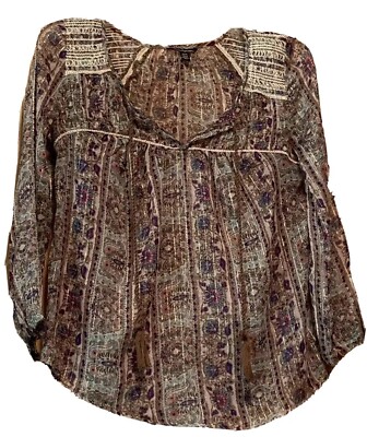 Womens Size XS Sheer Shirt American Eagle *a Few Threads Loose* E554