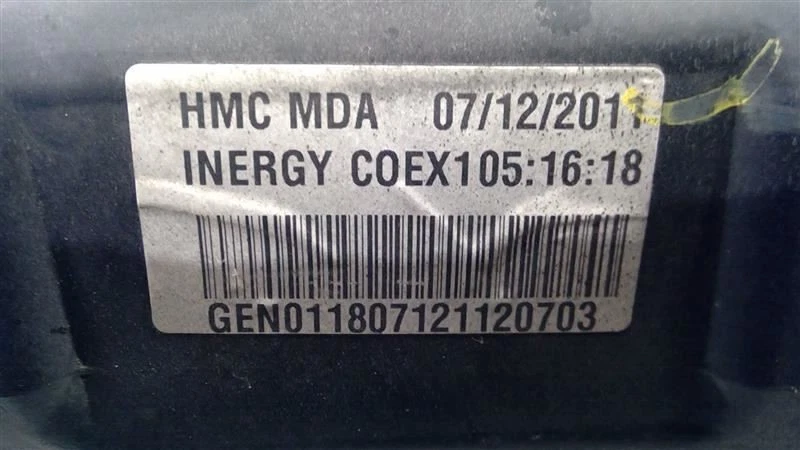 Tanque de combustible Hyundai Elantra 2011-2013 OEM 311503X500 Foto 2 de 4