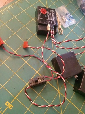 VTG FUTABA FP-R2GS 2CH 75MHZ #80 RX, FP28 SX, TX 80 CRYSTAL BIN.RC