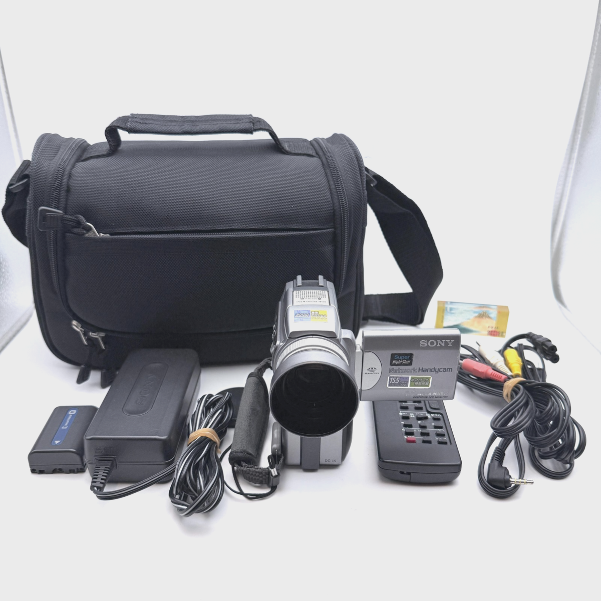 Sony Handycam DCR-PC120 miniDV Camcorder Carl Zeiss 10x Super