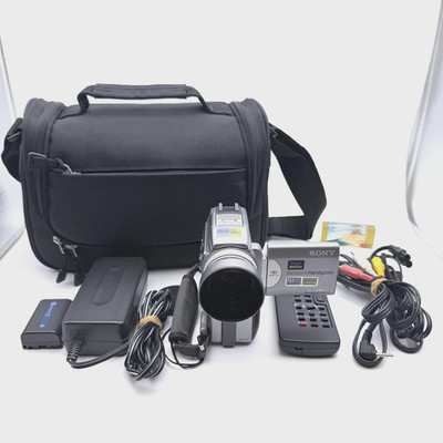 Sony Handycam DCR-PC120 miniDV Camcorder Carl Zeiss 10x Super
