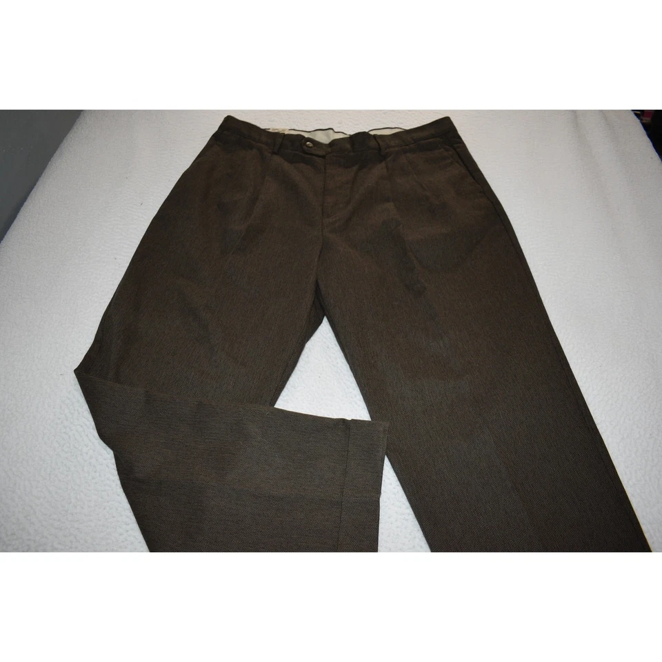 Pantalones Dockers De Colección Para Hombres Talla 42 x 32 Clase A Caquis Plisados Marrón Espiga NUEVO Foto 2 de 4