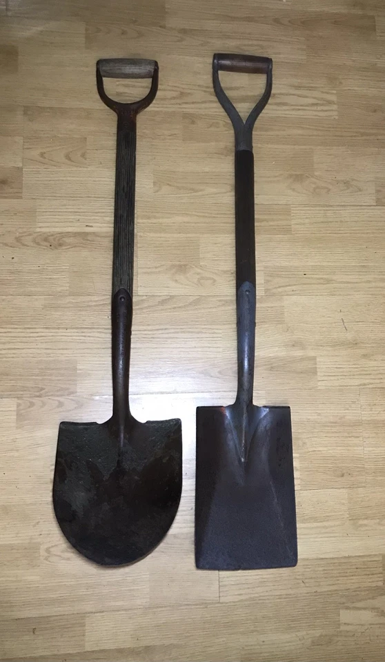 2 Vintage TRUE TEMPER Shovel Antique Farmhouse Barn Hunting Cabin Decor Tool Art - Image 3 of 4