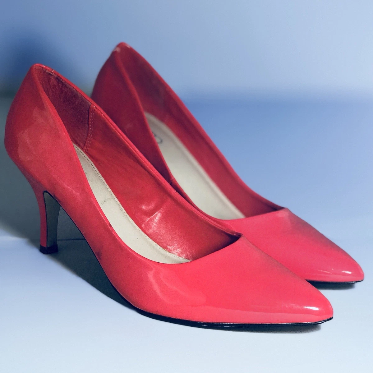 Coral red deals heels