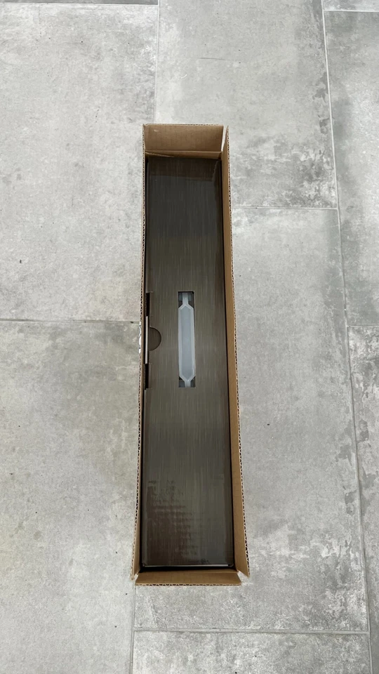 Eluktronics N650DU 15.6" Pentium Desktop CPU, intel HD graphics 1080p Barebones - Image 2 of 4