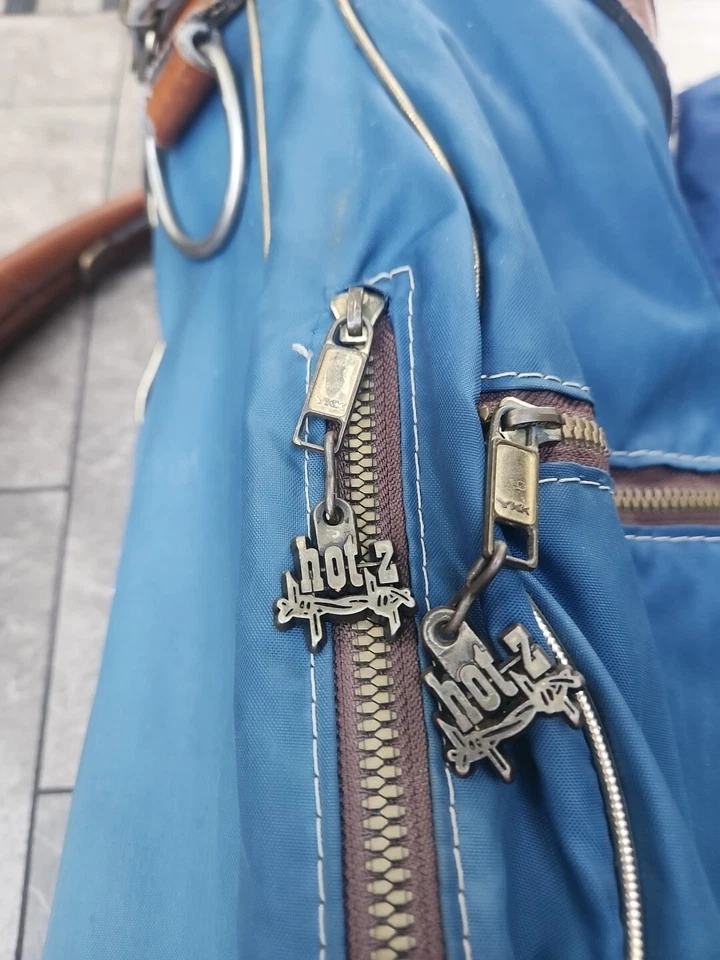 Bolsa de golf Hot-Z vintage azul con cuero marrón cubierta original a presión para palos de lluvia Foto 2 de 4