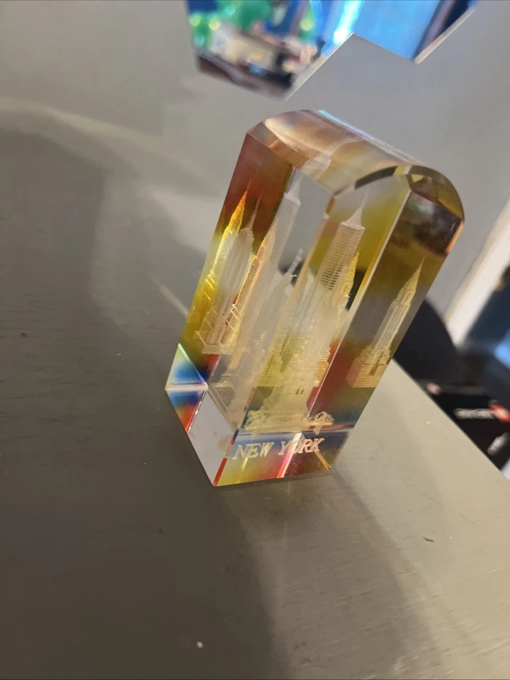 NYC Skyscrapers Hologram Room Decor - Image 2 of 4