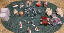 Large 25 Item Lot Of Festive/Christmas Thrmed Decorations