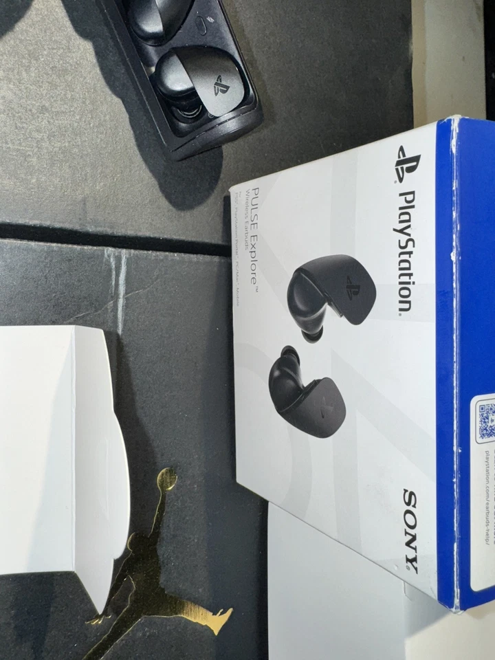 Auriculares inalámbricos Sony PULSE Explore - Negro medianoche PlayStation Foto 4 de 4