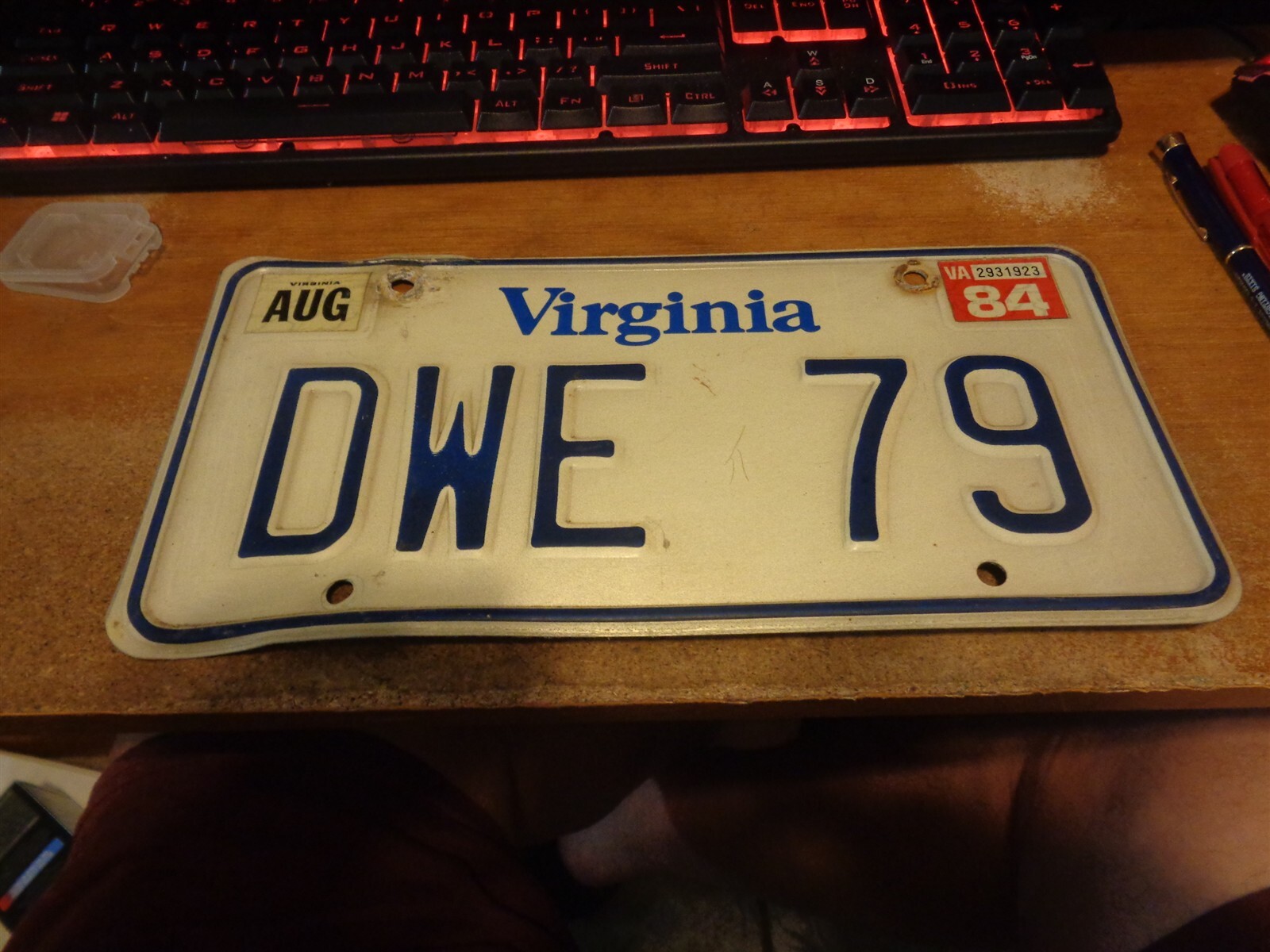 Picture 1 of 1