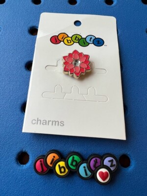 Metal Dahlia Flower Authentic Jibbitz Shoe Charm for Crocs. Rare! New w/ Tags!