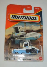 MATCHBOX 2025 MATCHBOX FREEWAY SERVICES - ROAD ROLLER WHITE AND BLUE