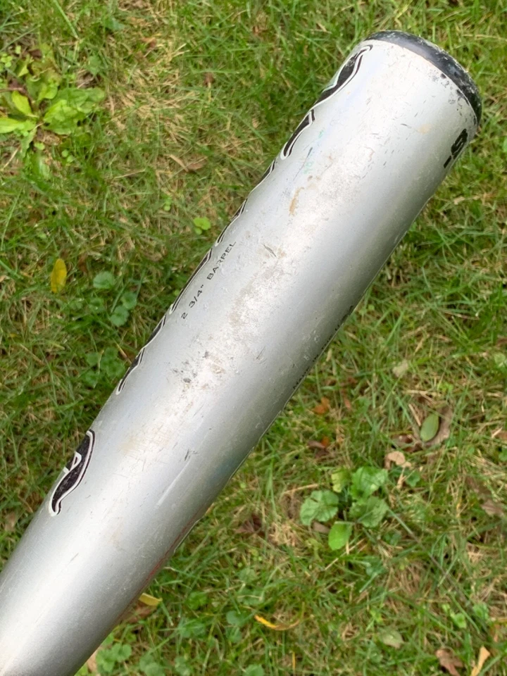 BATE DE BÉISBOL MIKEN FREAK SENIOR LEAGUE MBFSRHT9 31/27 2-3/4" Foto 2 de 4