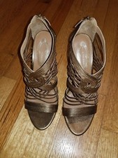 Elie Tahari Platform Bronze Colby Sandal Heels Never Worn Paid 498 Size 38 / 8