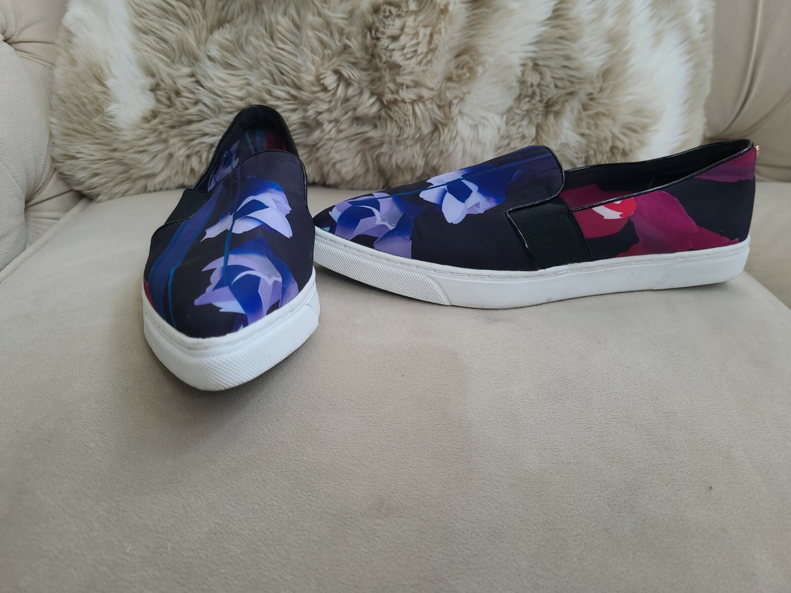 Ted Baker Black Floral Satin Point Toe 