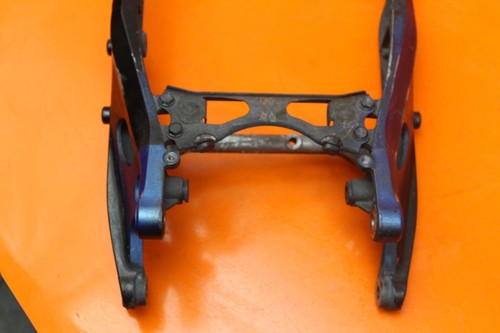 06-07 HONDA CBR1000RR OEM STRAIGHT REAR SUBFRAME BACK SUB FRAME 50200-MEL-D20ZA - Picture 9 of 14