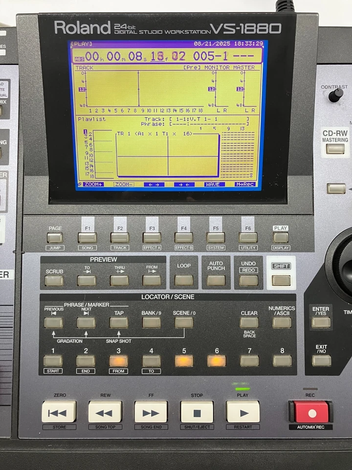 Roland VS-1880 24-bit Digital Studio Workstation 2001 w/Case Working AO84481 - Image 2 of 4