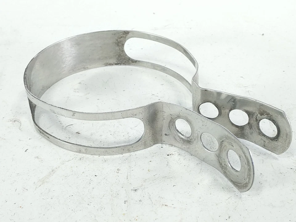 99 Ducati 900 SS Exhaust Mount Bracket Clamp - Image 4 of 4