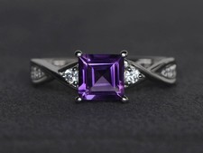 Amethyst Gemstone 925 Sterling Silver Modern Women Ring Duty Free