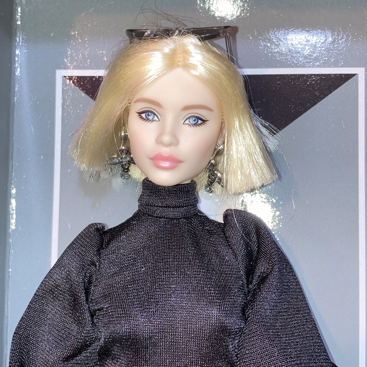 Barbie Vogue Black Birthday Doll Ptmi 30Th Anniversary Barbie Vogue Black Birthday Doll Ptmi 30Th Anniversary