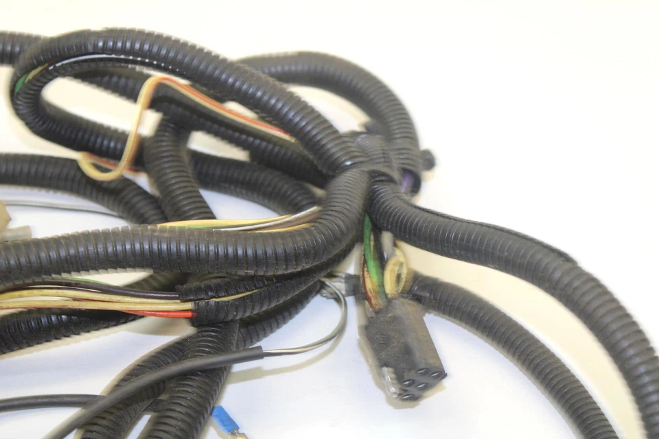 Arnés de cableado del motor principal Polaris Ultra 1997 OEM 2460394 B154 Foto 2 de 4